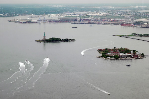 Rave reviews for One World Trade Center views 1 SAMSUNG CSC