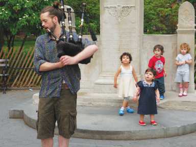 bagpiper,-sharon