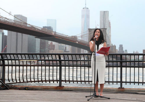Bill Murray joins Poets House walk across Brooklyn Bridge 2 Brooklyn Poet Laureate Tina Chang reads aloud at the 20th annual Poetry Walk Across the Brooklyn Bridge. Photo by Jason Speakman/Courtesy of The Brooklyn Paper.