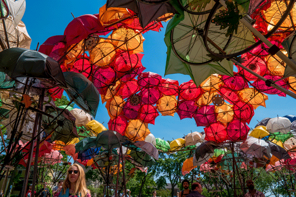 A FIGMENT of artists’ imaginations 5 Photos by Milo Hess