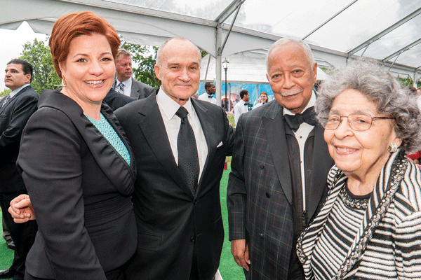 Leading ladies and men at annual Battery gala 1 Photo by Milo Hess