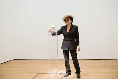 Aug6_Yoko_Apple