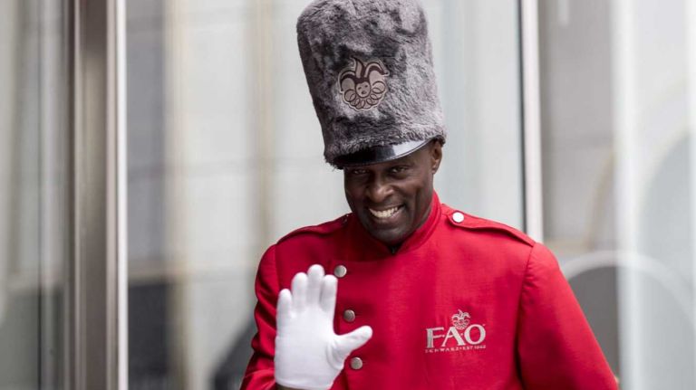 FAO Schwarz, the iconic New York toy store where customers are greeted by doormen dressed as toy soldiers, will officially close the doors of its flagship store on Manhattan's  Fifth Avenue on July 15, 2015