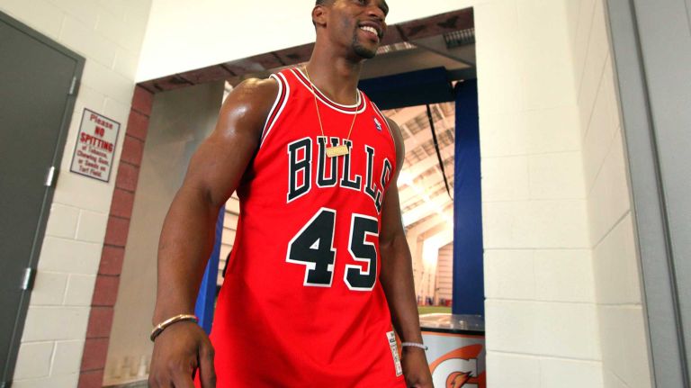 New York Giants wide receiver Victor Cruz smiles after speaking to the media after team conditioning drills at the Quest Diagnostics Training Center in East Rutherford, N.J., on Thursday, July 30, 2015.