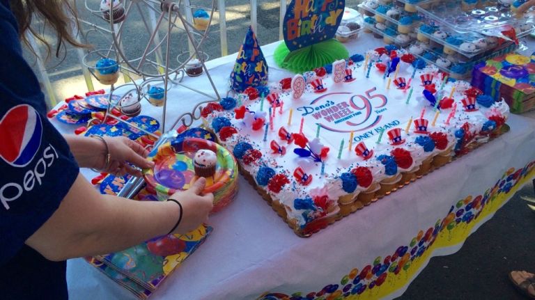 Cake and cupcakes for the May 25, 2015, birthday celebration of the opening of the Wonder Wheel 95 years ago. 