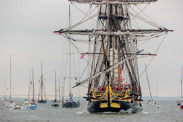 Lafayette's ship led parade up the Hudson for July 4th 4 tallship1