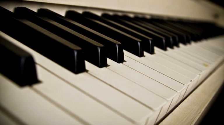 How we can honor a Bronx jazz great 2 A piano.