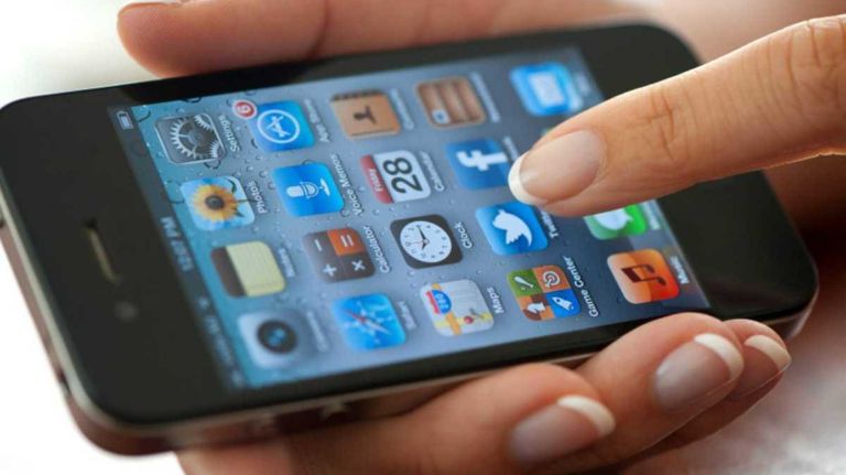 Apple iPhone cropped copy