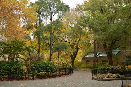 Natural History Museum Expansion Plan Limits Park Incursion, But Not Enough Say Critics 3 Teddy Roosevelt Park, which surrounds the museum. | JACKSON CHEN