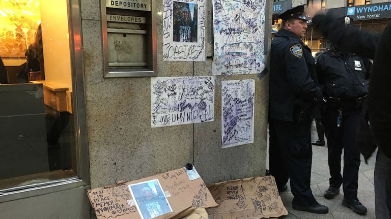 amny shooting memorial cropped/lt