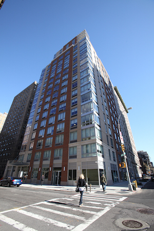 Shedding Light on NYCHA’s Future 3 Formerly a parking lot, the Elliott-Chelsea Houses could get some market-rate units under NYCHA’s “NextGen Neighborhoods” plan. Photo by Peter Mikoleski, courtesy NYCHA.