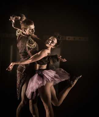 Dec10_XIV_Couple