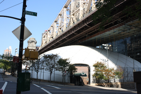 The Sutton East Tennis club at the Queensboro Oval. | JACKSON CHEN