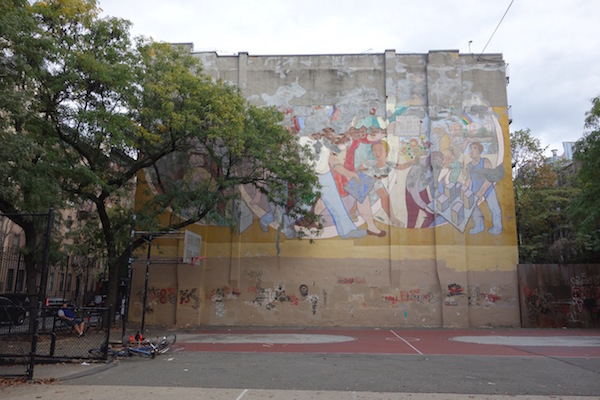 Hell’s Kitchen Mural Project is a ‘Commons’ Cause 1 The message of Arnold Belkin’s 1972 mural endures — and Hell’s Kitchen residents are determined to return the faded artwork to its former glory. Courtesy Mathews-Palmer Playground Mural & Arts Program.