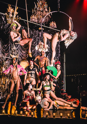 A polished ‘Snow White’ with no bad apples 1 Each member of the provocatively adorned and sensuously choreographed cast is adept at switching teams and displaying skills. Photo by Steven Trumon Gray.