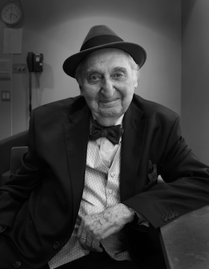 Formerly of ‘Fiddler,’ Finkel, 93, far from final act 2 Old hat: Fyvush Finkel, having conquered Yiddish theater and TV, plays Chelsea’s famed cabaret room (with sons Elliott and Ian) on Mar. 7-8. Photo by Rivka Katvan.
