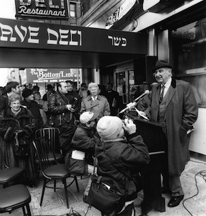 Sept. 2005: Finkel in front of the 2nd Avenue Deli at the ceremony for his  Star on the Yiddish Walk of Fame. Courtesy Fyvush Finkel. 