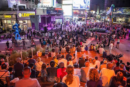 The pilot pedestrian plaza created last summer on West 33rd Street seems headed for permanent status in the block just north of Penn Station and Madison Square Garden. | 34th STREET PARTNERSHIP  