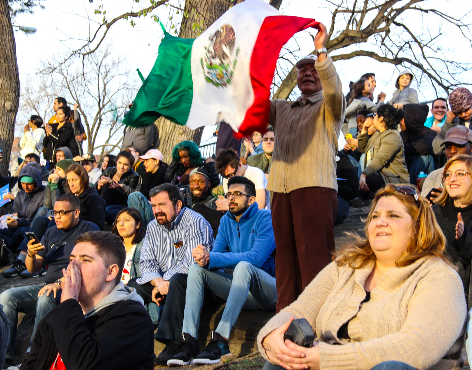 Bernie bombs da Bronx; Kicks off N.Y.C. campaign with big Mott Haven rally 3 sanders 2