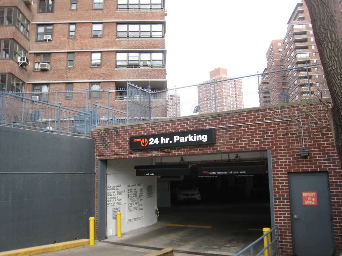 seward parking 1