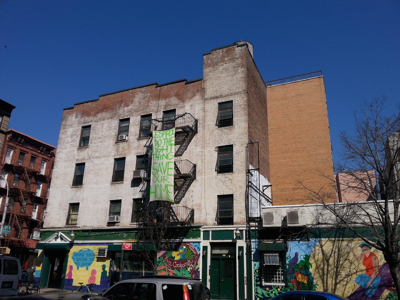 Residential tenants at 37 Avenue B say the L.E.S. People’s Federal Credit Union has been massively underpaying its rent for years — jeopardizing the entire building. Tenants recently hung banners on the side of the building in a desperate plea for help.