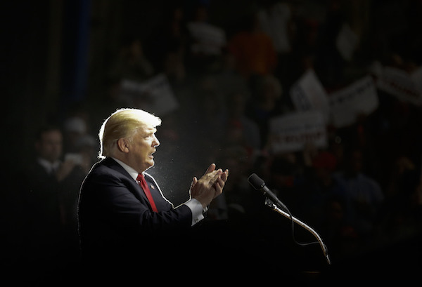 Humiliation fetishists cling to Trump 2 “Watch me clap. I clap so good. I’m the best clapper.” AP photo by Chris Carlson.