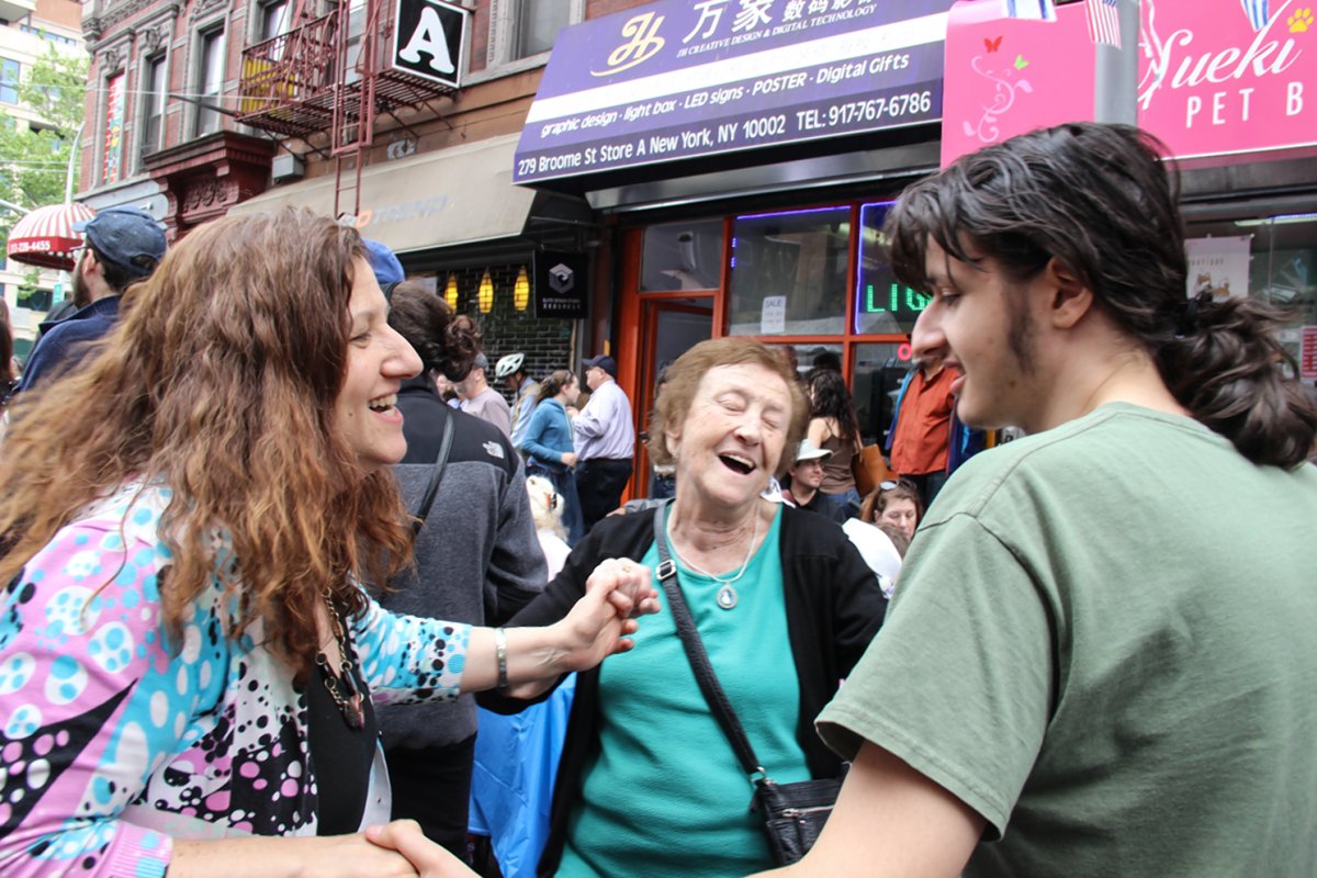 My big fat Greek Jewish festival on Broome St. amNewYork
