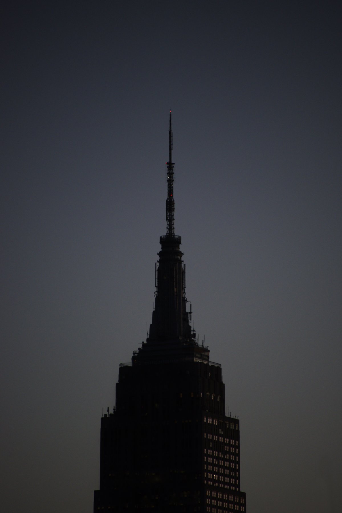 A night without color 1 OrlandoEmpireStateBuilding-2016-06-16,VIL,PRINT_WEB,WEB