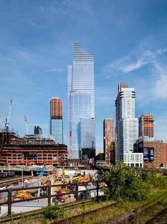 10 Hudson Yards seen from across the West Side rail yards. | STEVE FREIHON FOR RELATED-OXFORD 
