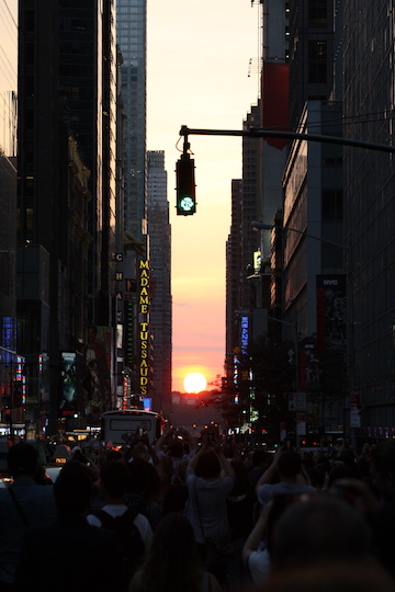 Will 61st Century Humans Ponder Manhattanhenge Creators’ Genius? 4 On June 12, the final moments of Manhattanhenge over 42nd Street until late spring 2017. | MICHAEL SHIREY