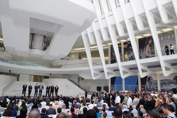 Oculus whiffed: Port Authority’s pat on the back was more of a swing and a miss 3 The Port Authority bigwigs were dwarfed by the vast, $4-billion structure they had gathered to celebrate.