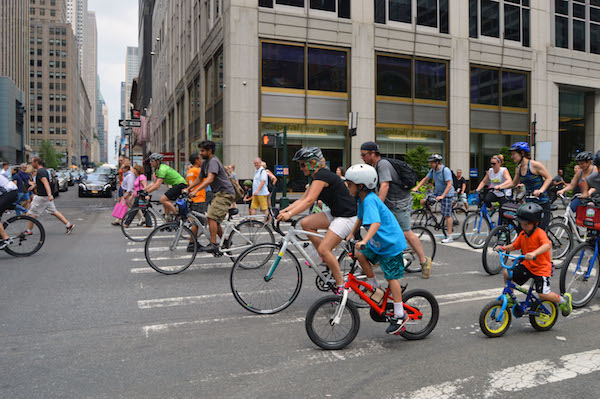 The Summer Streets event drew bikers of every age. | JACKSON CHEN 