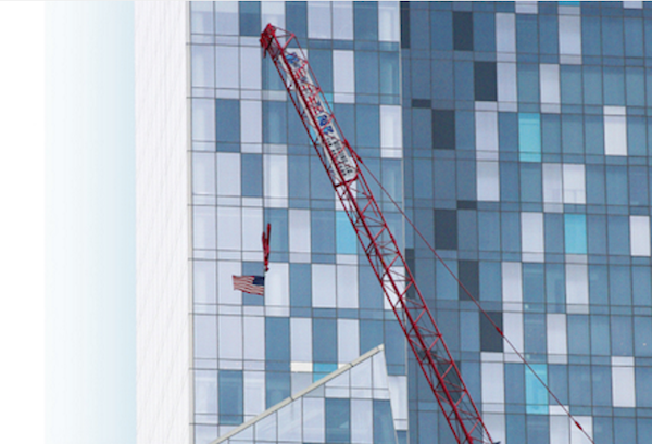 City’s New Regs Clamp Down on Cranes 2 A crane at work on West 57th Street. | MICHAEL SHIREY