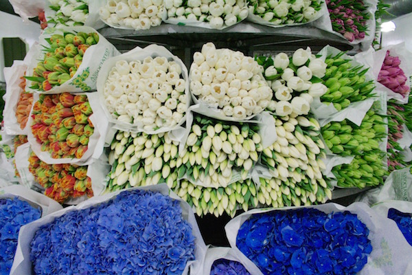 A colorful cornucopia of flowers greets visitors to Associated Cut Flower Co. Photo by Yannic Rack.