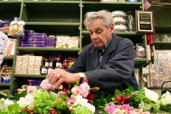 Sam Rosenberg started working in the Flower District when he was still a teenager. Photo by Yannic Rack.
