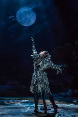 BYRNE-cats-Leona_Lewis-by_Matthew_Murphy-copy