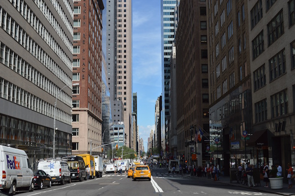 Unveiling Midtown East Rezoning Draft, City Aims for Wrap By Year-End 3 Madison Avenue, looking north from East 51st Street, where the maximum Floor Area Ratio is proposed to range from 18 to 23. | JACKSON CHEN