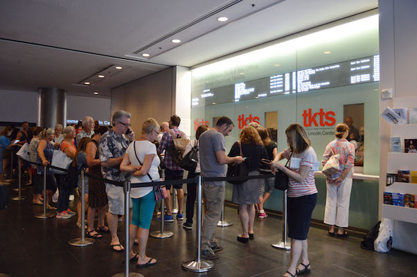 Budget theatergoers queued up for bargains on the first day of a TKTS experiment at Lincoln Center. | JACKSON CHEN