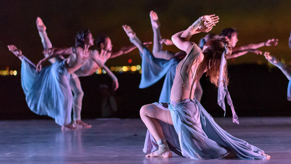 Battery Dance Company / Darial Sneed The Buglisi Dance Theatre performing at the 2015 Battery Dance Festival.