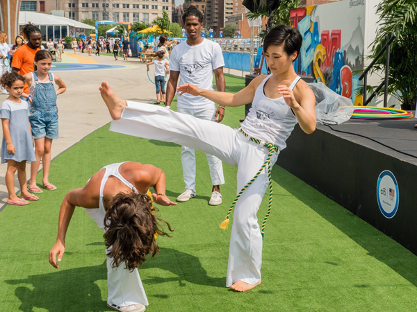 Waxing Brazilian: ‘Rio on the Hudson’ just like Olympics — but with less poop in water 4 Photo by Milo Hess A capoeria demonstration.