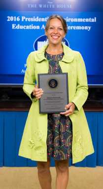 shakira-provasoli-award-2016-08-25-pic1DEPRINT_WEBWEB