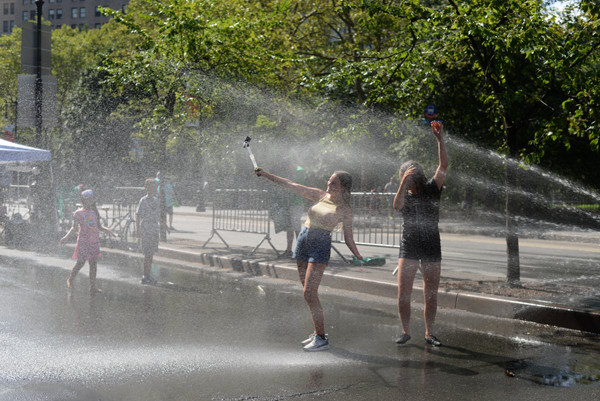 Locals declare Downtown’s city's 'Shared Streets' experiment a success 1 Photo by Franz Lino Sweltering temperatures on Aug. 13 couldn’t spoil Downtown’s “Shared Streets” event for these kids, who beat the heat the old-fashioned way — with an open fire hydrant.