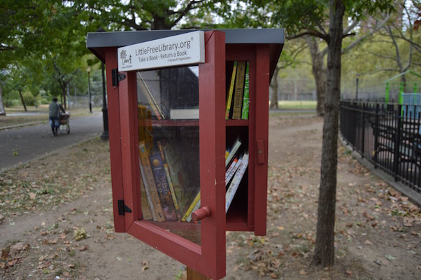For Midtown East, Micro Libraries Are the New Thing 1 The new Little Free Library in East Harlem’s Thomas Jefferson Park is located near East 114th street and Pleasant Avenue. | JACKSON CHEN
