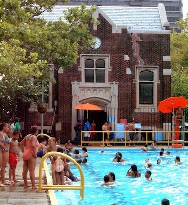 The pool at John Jay Park that admirers of Henry Stern hope to have named for him. | NEW YORK CITY DEPARTMENT OF PARKS AND RECREATION 