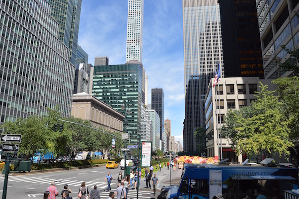 Park Avenue, looking north from east 51st Street. | JACKSON CHEN 