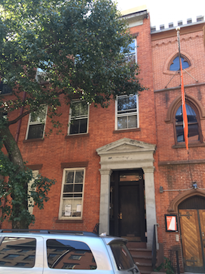 LPC Ruling Latest Clash in Effort to Preserve Chelsea’s Character 1 A view of the façade of 334 W. 20th St. (three-story building in center). Photo by Sean Egan.