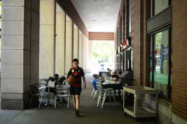 bpca-ad65-politics-2016-09-08-pic1DEPRINT_WEBWEB