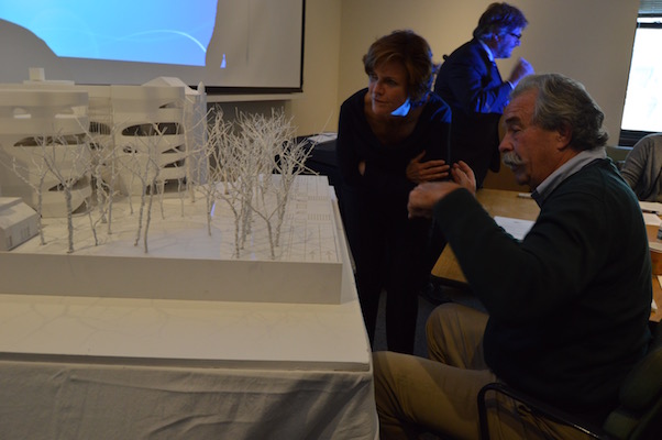 Heaping Praise, Landmarks Preservation Okays Gilder Center Project 1 Architect Jeanne Gang chats with LPC commissioner Michael Devonshire about the Gilder Center design. | JACKSON CHEN
