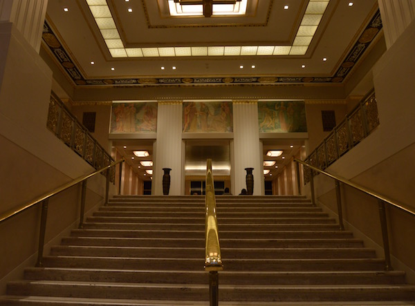 The staircase that leads from the Park Avenue entrance to the Waldorf Astoria’s Main Lobby. | JACKSON CHEN 