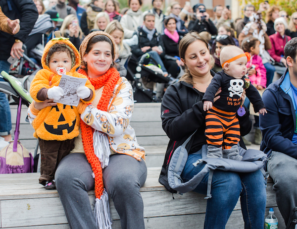 Daytime Halloween Fun for Children…of the Night! 2 Ghosts of the past haunt the High Line, at an Oct. 29 event that pays tribute to the wild, wild West Side’s industrial roots. Photo by Liz Ligon.